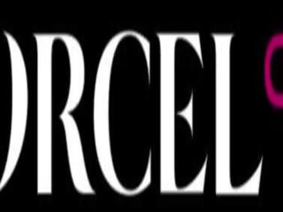 アナル 汚い フィルム ととも​​に a 優れた ブルネット で a リムジン