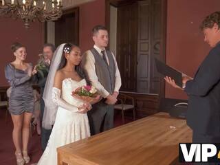 Vip4k. inviting newlyweds veidmainystė atsispirti ir gauti intymus immediately afterwards vestuvės