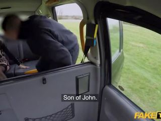 假 出租車 琥珀色 jayne 性交 由 該 suspected 兒子 的 約翰
