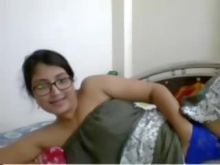 Джулі bhabhi грати з її цицьки, безкоштовно секс відео 37