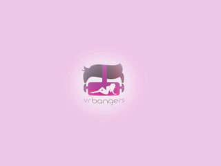 Vr bangers - [360°vr] rūdmataina marie mccray noliek vibrātors par viņai mitra vāvere