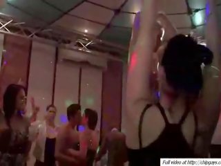 Holky skupina pohlaví video strana skupina noční klub tanec rána práce tvrdéjádro šílený homosexuál