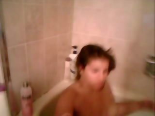 Lara jauh recorded hacked webcam dalam mandi: percuma kotor filem a1