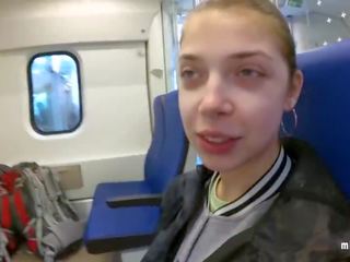 จริง สาธารณะ ใช้ปากกับอวัยวะเพศ ใน the รถไฟ | pov ใช้ปาก น้ำแตก โดย mihanika69