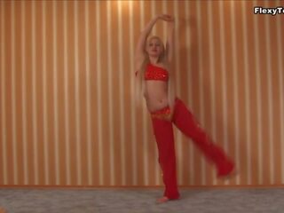 Fabulous flexível russa jovem grávida irina pisulkina x classificado filme movs