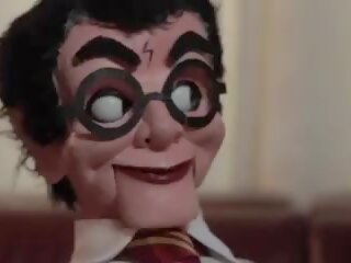 Harry puppet ו - ה אדום ראש streetwalker
