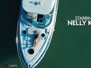 Nelly kent תחת לאהוב ב א סירה -21naturals