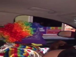 Clown gets peter sucked while ordering food