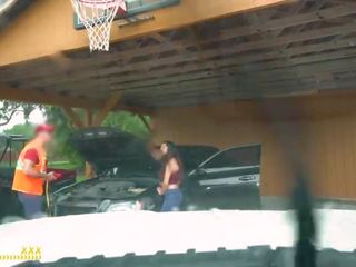 Roadside - Latina Wife Has sex film With Her Mechanic Outside