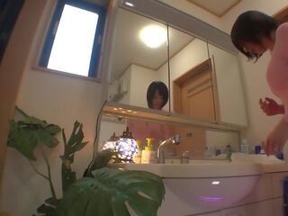 Big Titty Housewives Squirt at Oil Massage: Free HD xxx film ca | xHamster