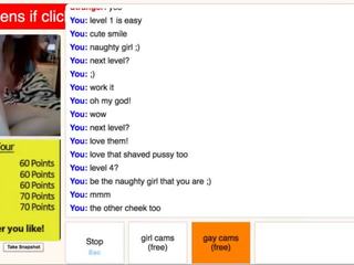 Sexual aroused mic omegle adolescenta joacă the joc, twerks, masturbates & cums pe camera