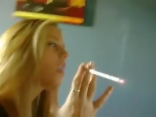 Captivating білявка паління 2, безкоштовно безкоштовно ххх білявка секс кліп шоу a5