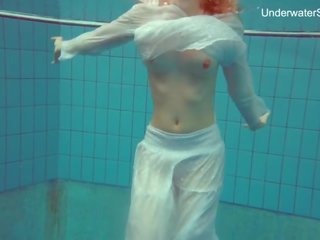 Diana zelenkina wonderbaar russisch onderwater