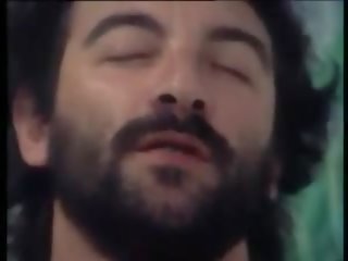 Calda pioggia di sesso 1989, mugt saçly klassika kirli video movie