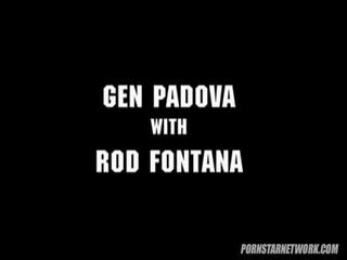 Gen padova licks rod fontana s punggung