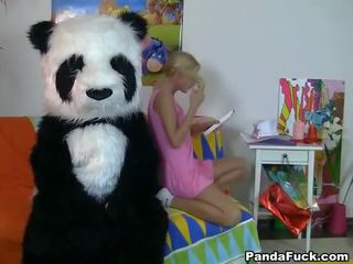 Panda gros homme poilu en sexe vidéo jouet cochon film