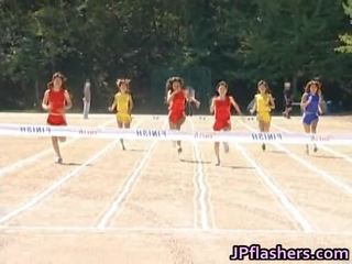 Totally безкоштовно яв з азіатська дівчинки пробіг в оголена track