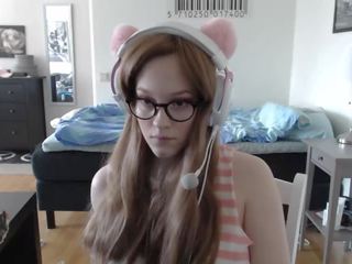 Gamer Ms films off her cosplay and rides her dildo
