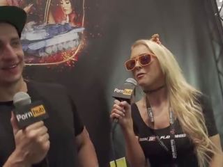 AVN 2016 Alix Lynx and Nikki Delano Interviews