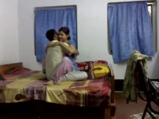 Bengalese sensational coppia fatto in casa x nominale film scandalo su stanza da letto - wowmoyback