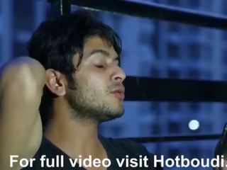 Pagal devar bhabi - bangla शॉर्ट चलचित्र mutiple nip slip दौरान बेदिंग (new)