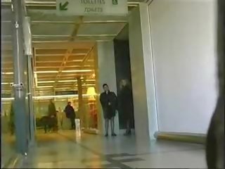 Airport podglądanie przez troc