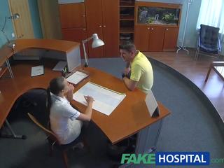 Fakehospital provokuojantis seselė heals pacientas su sunkus ofisas nešvankus video