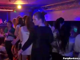 Τρελό πάρτι γαμήσι στο ο disco