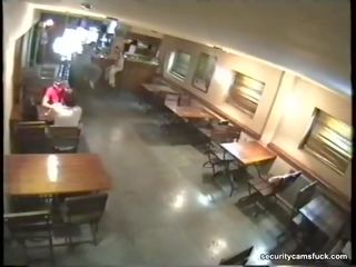 Securitate camera capturile de cuplu în bar