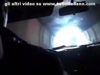 Troietta scopata in macchina fucked in the car